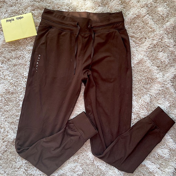 Balance Athletica Pants - NWOT Balance Athletica Select Joggers - Drift